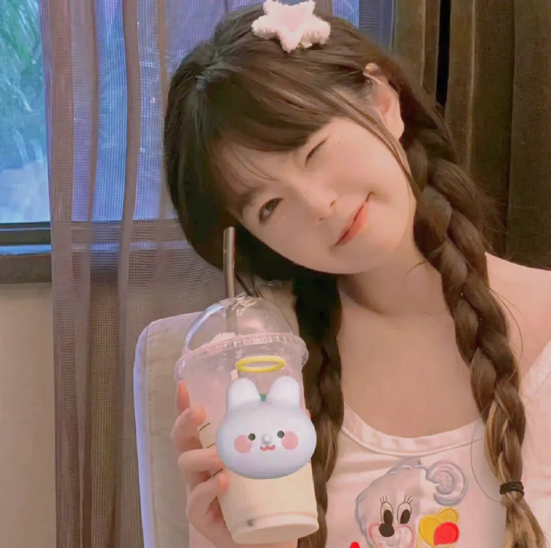 那个男人又茶又娇